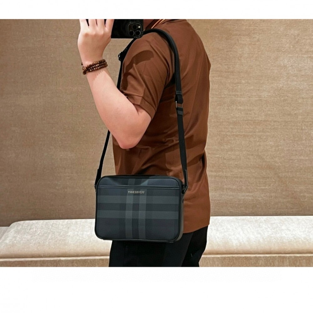 Burberry classic check crossbody bag Burberry classic check crossbody bag