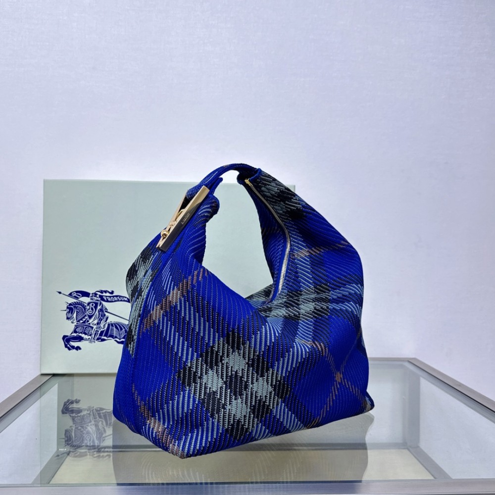 Burberry Classic Blue and Black Contrast Large Knit Chain Bag Burberry Classic Blue and Black Contrast Large Knit Chain Bag