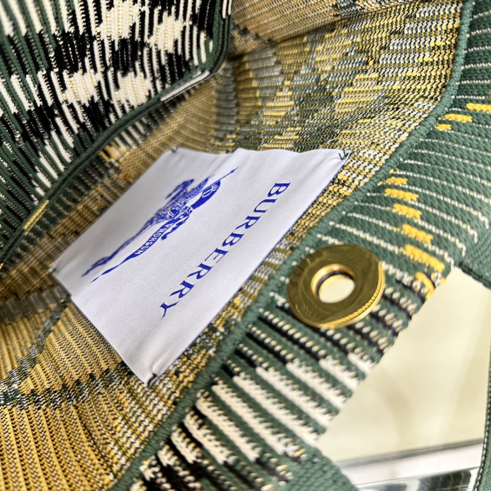Burberry Mini Check Dark Green and White Knit Tote Bag Burberry Mini Check Dark Green and White Knit Tote Bag
