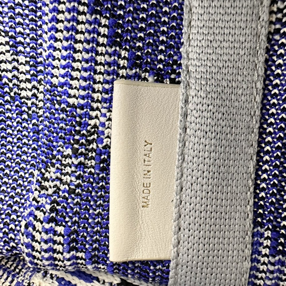 Burberry Mini Check Light Blue and White Knit Tote Bag Burberry Mini Check Light Blue and White Knit Tote Bag