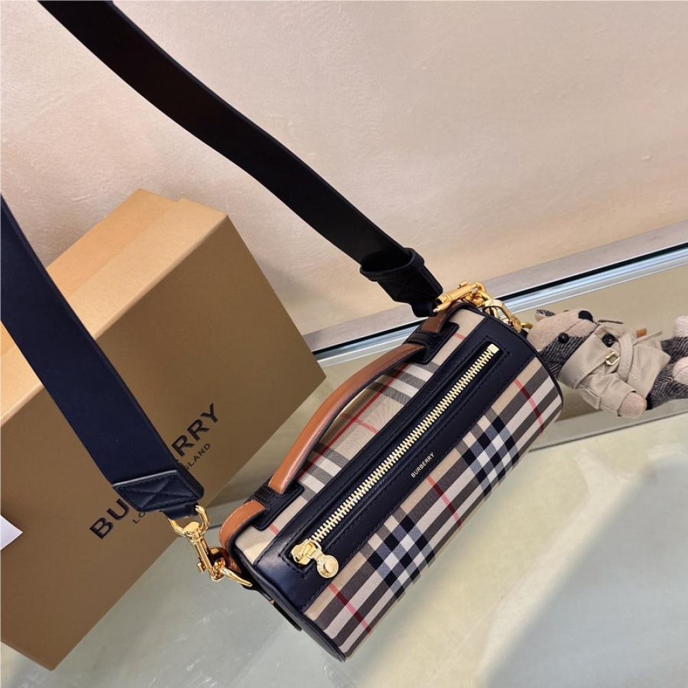 Burberry classic check leather exquisite hardware chain bag Burberry classic check leather exquisite hardware chain bag