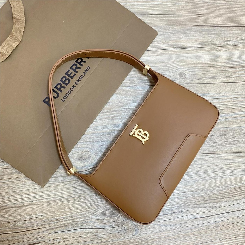 Burberry Classic Brown Leather Hardware Tote Bag Burberry Classic Brown Leather Hardware Tote Bag