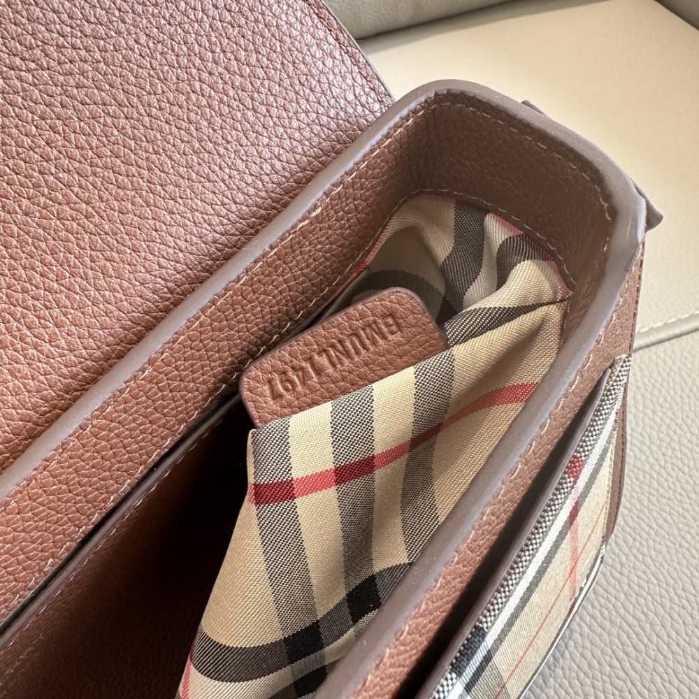 Burberry Classic Rhino Pure Brown Check Bag Burberry Classic Rhino Pure Brown Check Bag