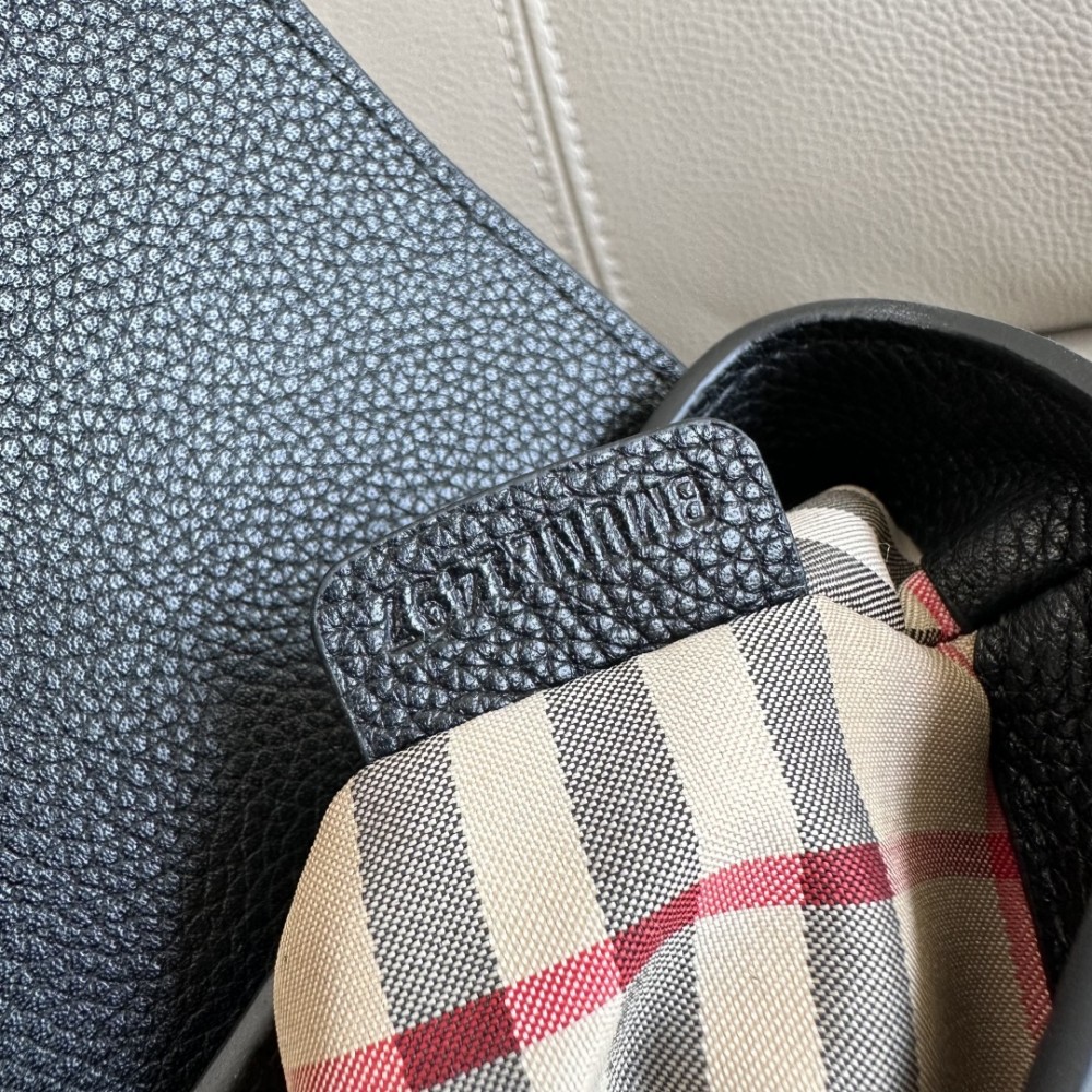 Burberry classic black and green check bag Burberry classic black and green check bag