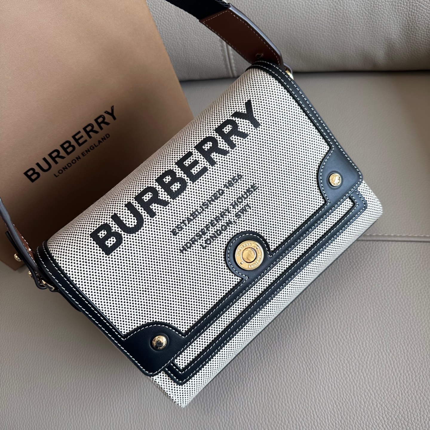 Burberry classic grey contrast check bag Burberry classic grey contrast check bag