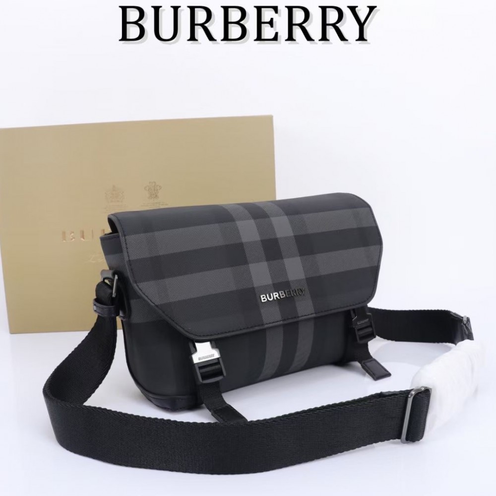 Burberry Classic Black Checkered Tote Bag Burberry Classic Black Checkered Tote Bag