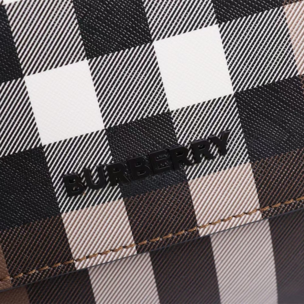 Burberry Classic Brown and White Checkered Tote Bag Burberry Classic Brown and White Checkered Tote Bag