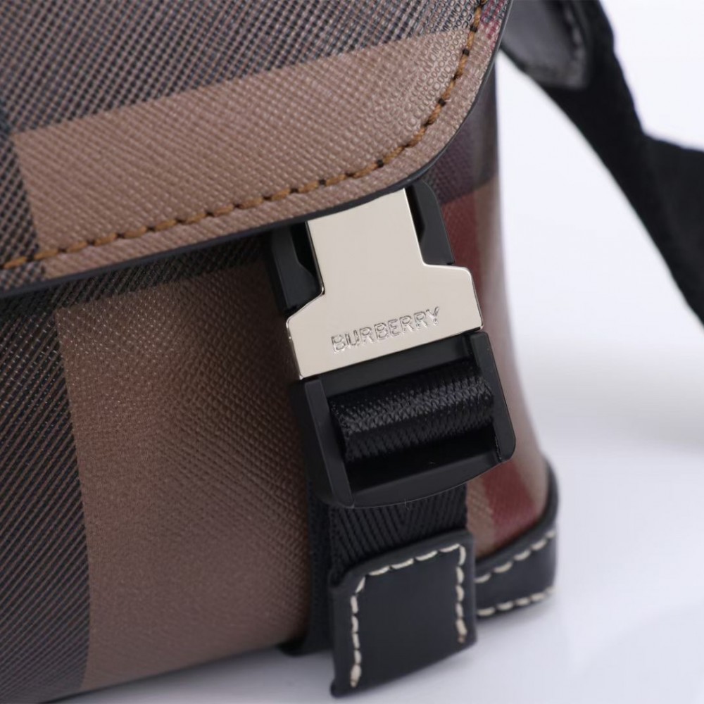 Burberry Classic Brown and White Checkered Tote Bag Burberry Classic Brown and White Checkered Tote Bag