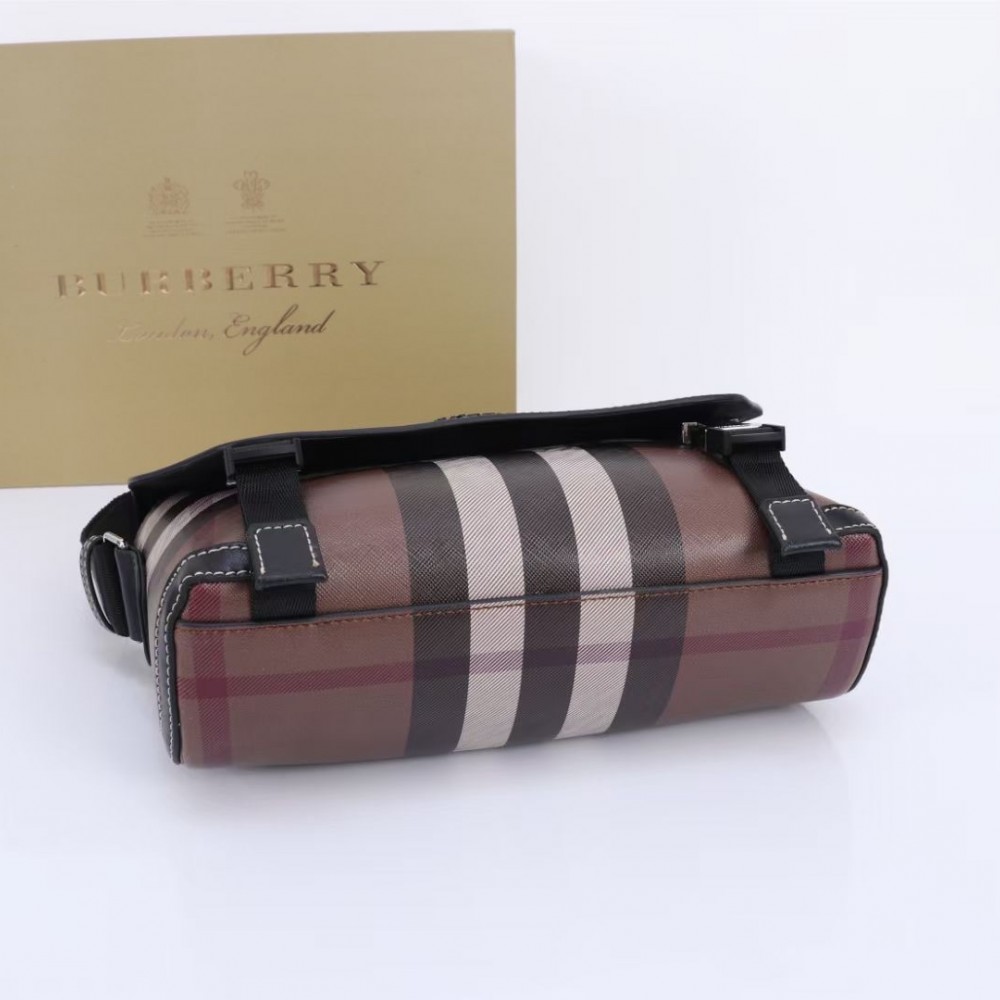 Burberry Classic Brown and White Checkered Tote Bag Burberry Classic Brown and White Checkered Tote Bag