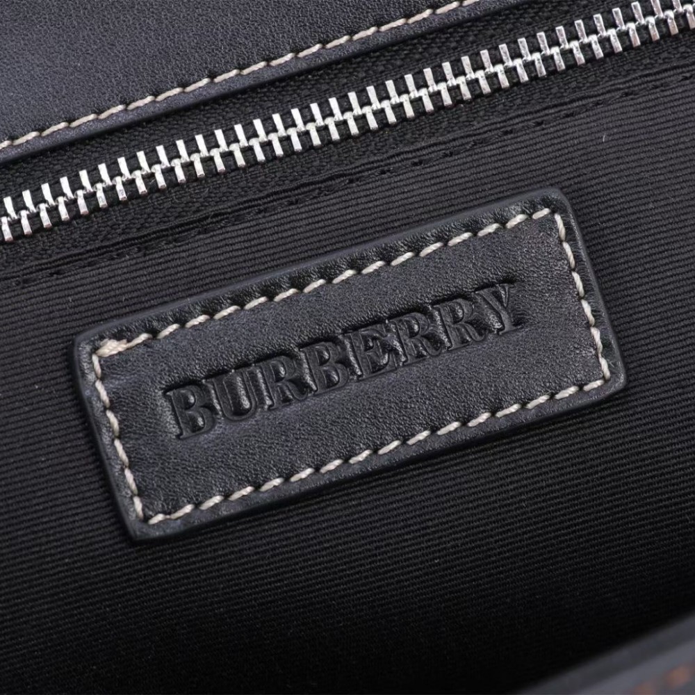 Burberry Classic Brown and White Checkered Tote Bag Burberry Classic Brown and White Checkered Tote Bag