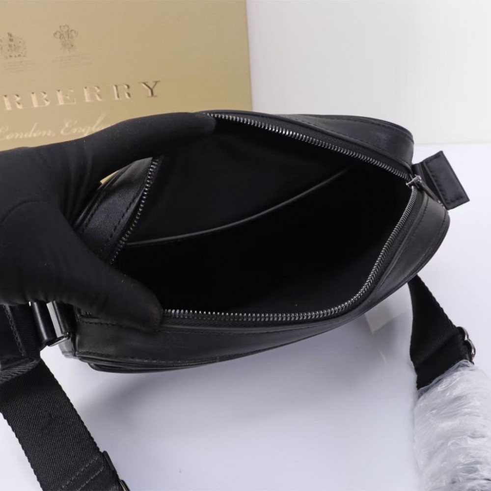Burberry Classic Black Checkered Crossbody Bag Burberry Classic Black Checkered Crossbody Bag