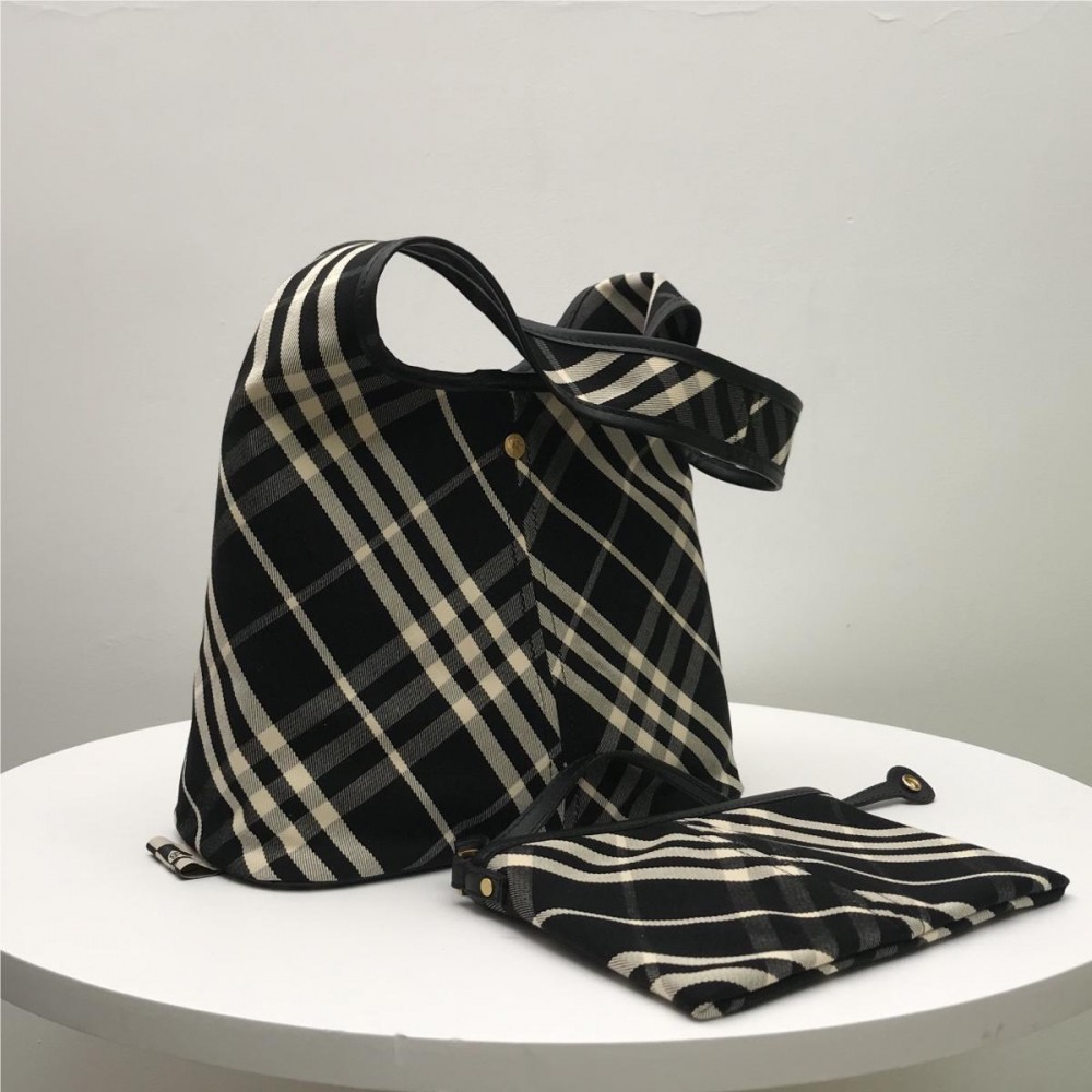 Burberry Classic Canvas Tote Burberry Classic Canvas Tote