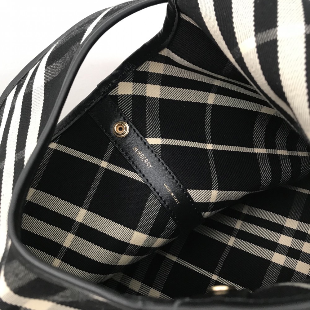 Burberry Classic Canvas Tote Burberry Classic Canvas Tote
