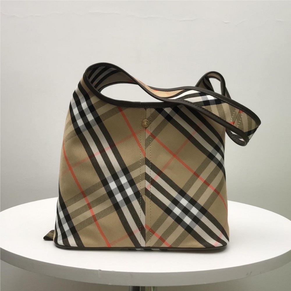 Burberry Classic Canvas Tote Burberry Classic Canvas Tote