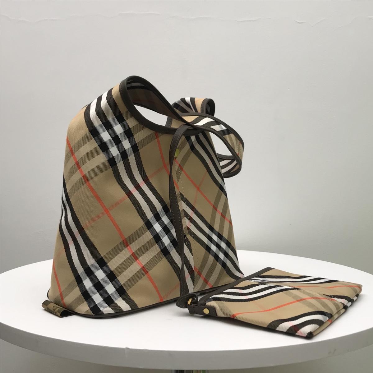 Burberry Classic Canvas Tote Burberry Classic Canvas Tote