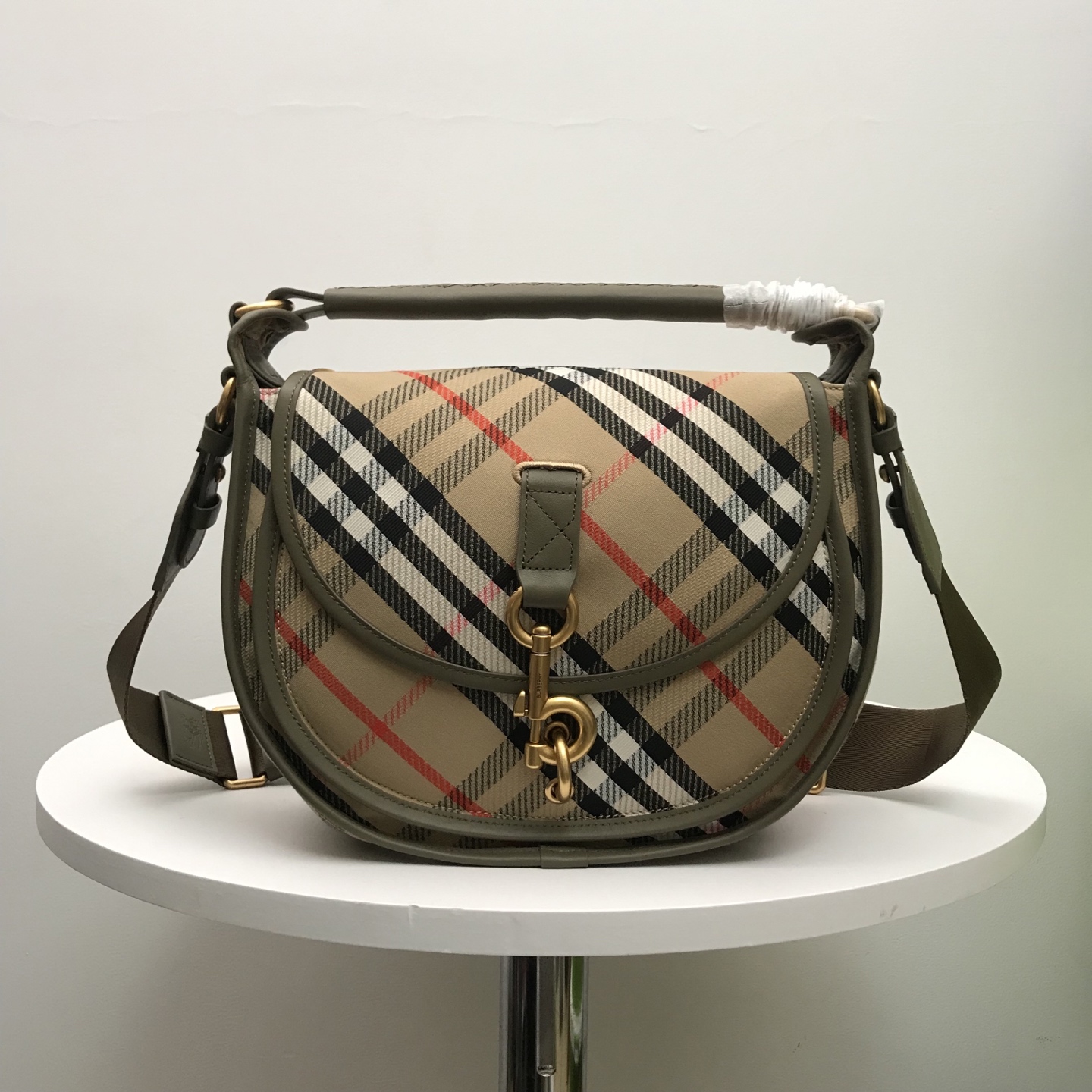 Burberry classic checkered bucket bag Burberry classic checkered bucket bag