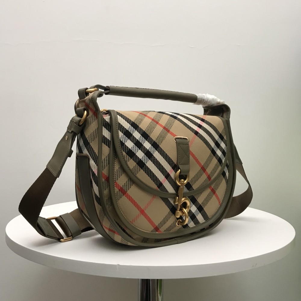 Burberry classic checkered bucket bag Burberry classic checkered bucket bag