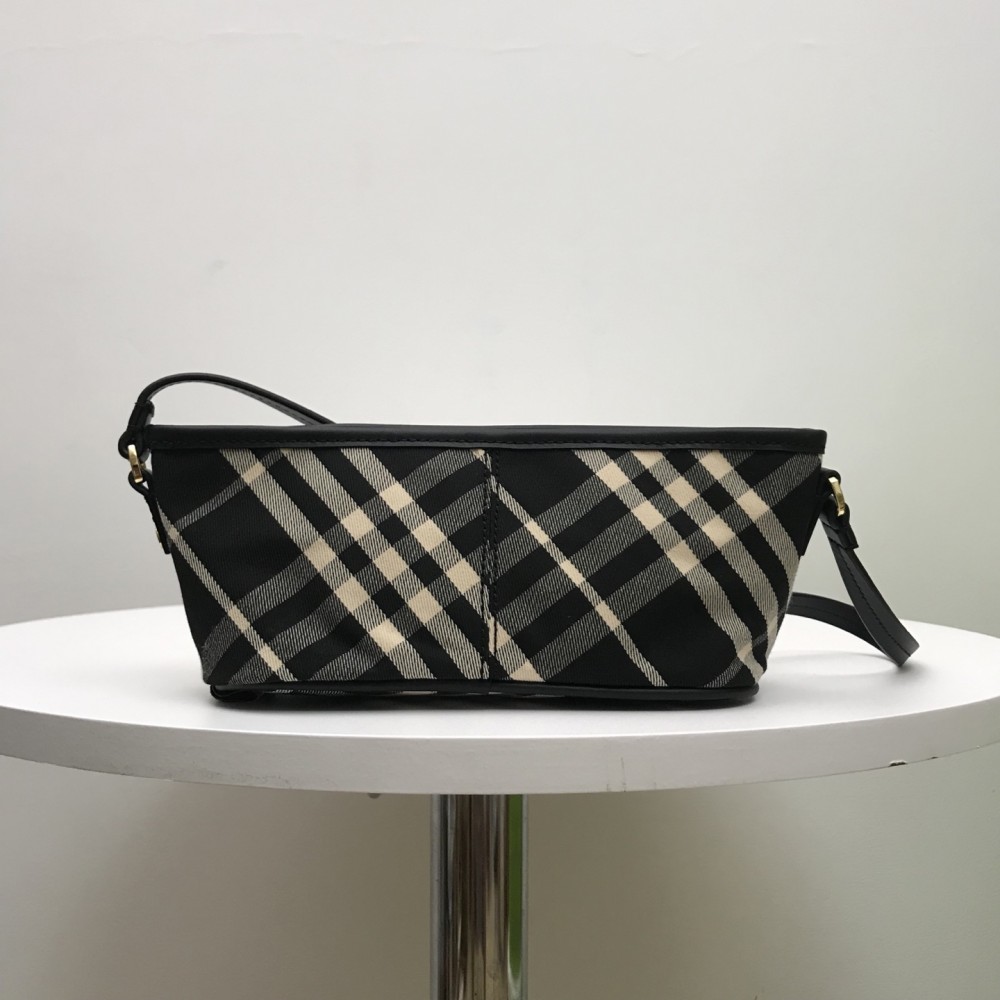 Burberry classic dark green pattern handbag Burberry classic dark green pattern handbag