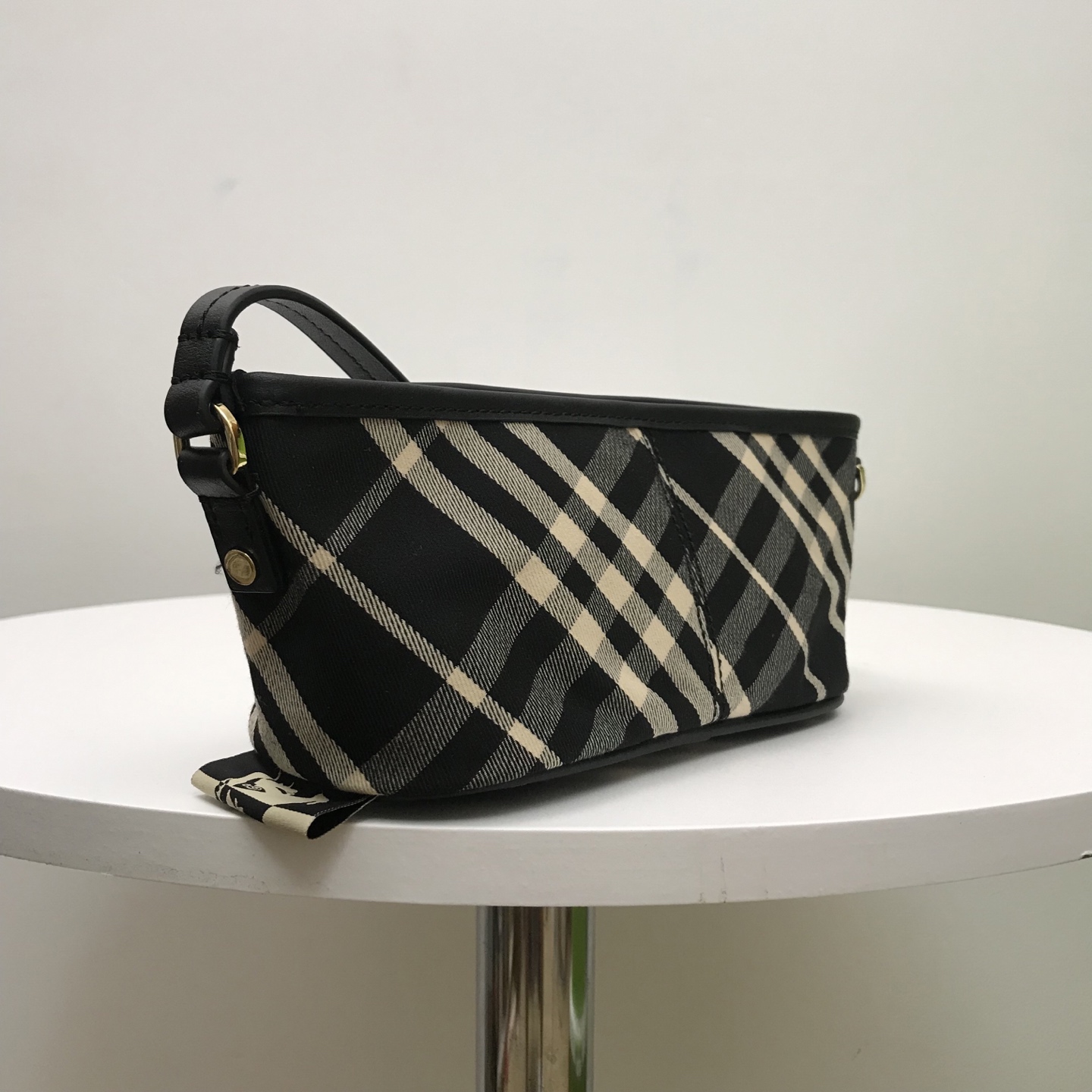 Burberry classic dark green pattern handbag Burberry classic dark green pattern handbag