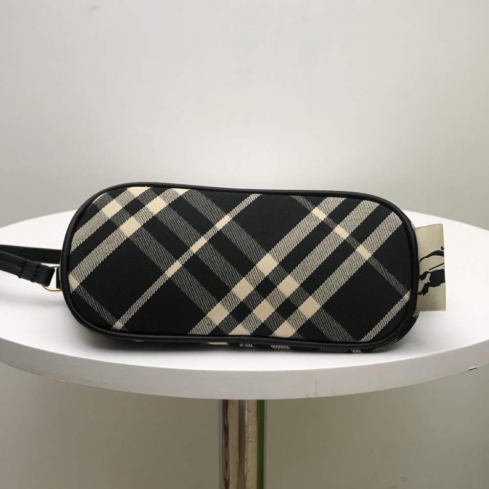 Burberry classic dark green pattern handbag Burberry classic dark green pattern handbag