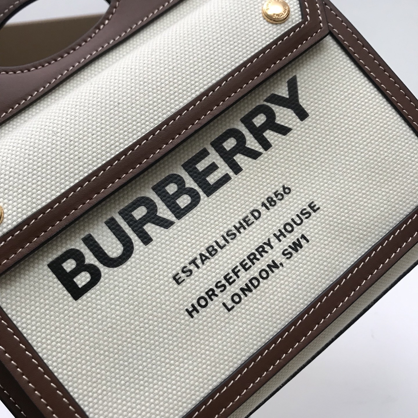 Burberry Classic Calfskin White Textured Tote Burberry Classic Calfskin White Textured Tote