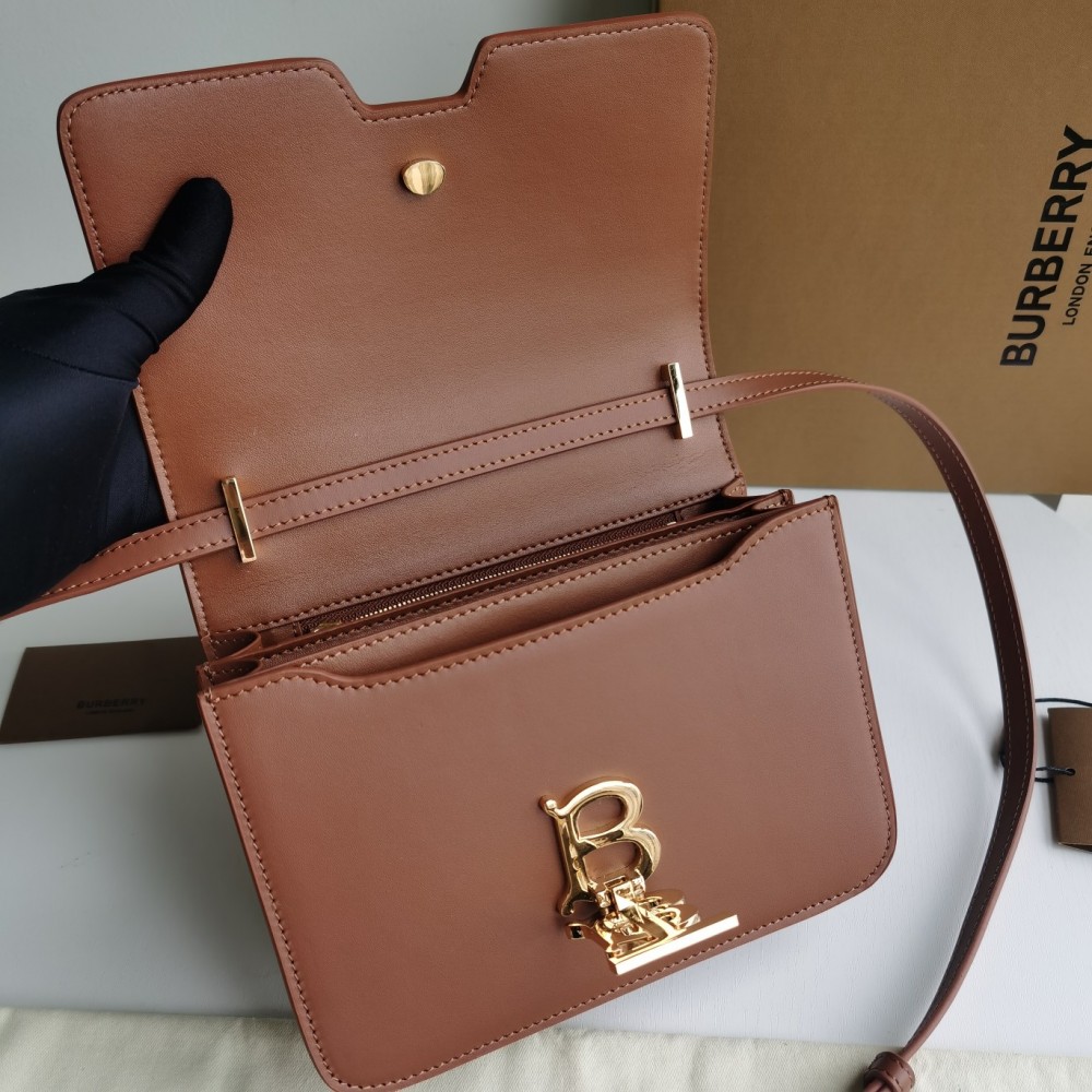 Burberry classic dark brown calfskin exquisite hardware crossbody bag Burberry classic dark brown calfskin exquisite hardware crossbody bag