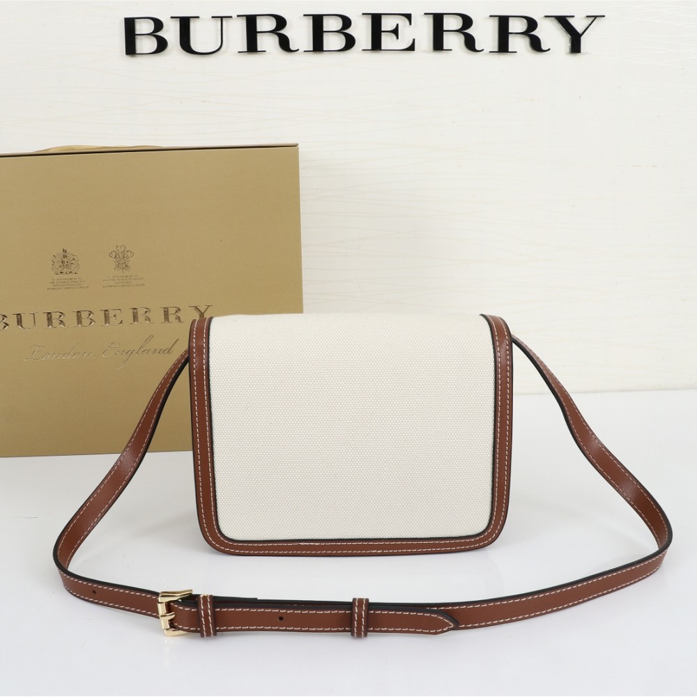Burberry classic white calfskin exquisite hardware crossbody bag Burberry classic white calfskin exquisite hardware crossbody bag