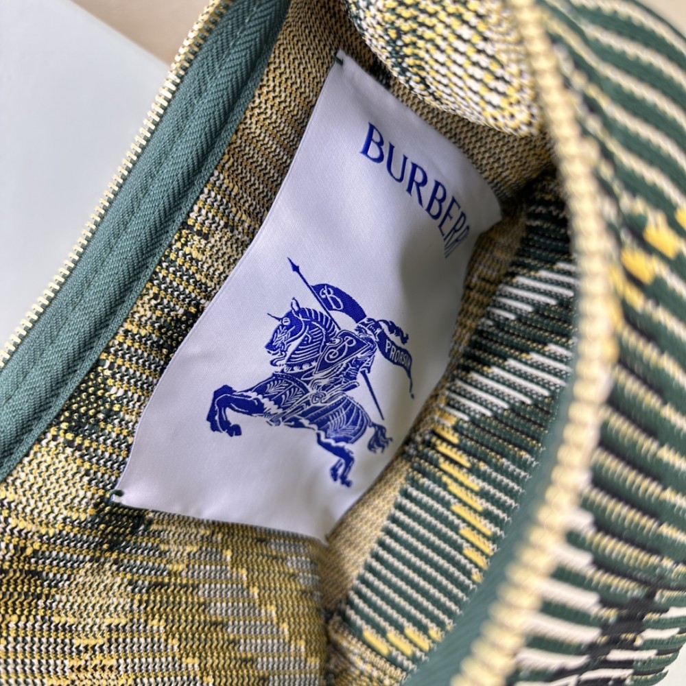 Burberry classic teal and black contrast knitted chain bag Burberry classic teal and black contrast knitted chain bag
