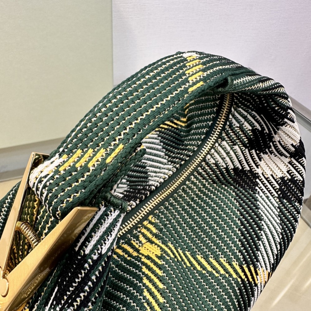 Burberry classic teal black contrast medium knitted chain bag Burberry classic teal black contrast medium knitted chain bag