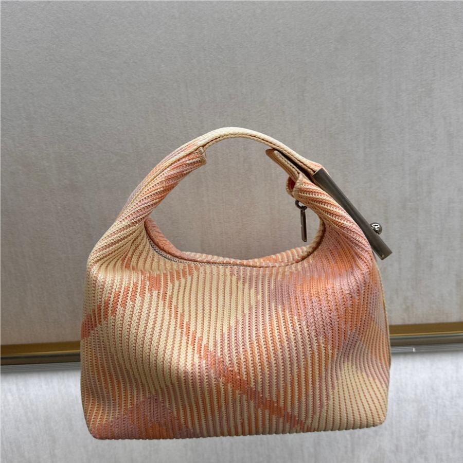 Burberry classic peach and white contrast medium knitted chain bag Burberry classic peach and white contrast medium knitted chain bag
