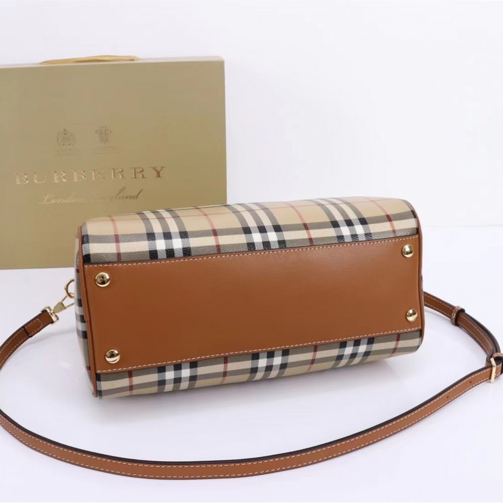 Burberry Check Classic Yellow and White Boston Bag Burberry Check Classic Yellow and White Boston Bag
