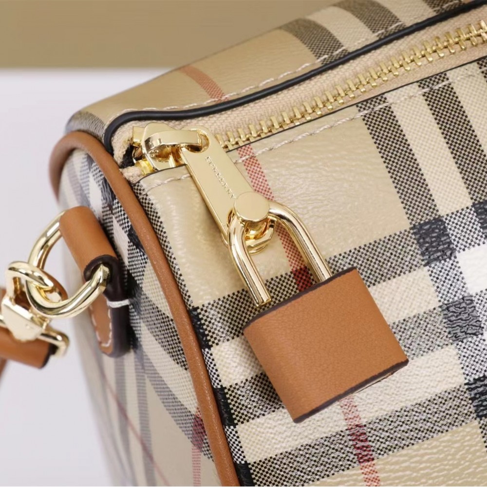 Burberry Check Classic Yellow and White Boston Bag Burberry Check Classic Yellow and White Boston Bag