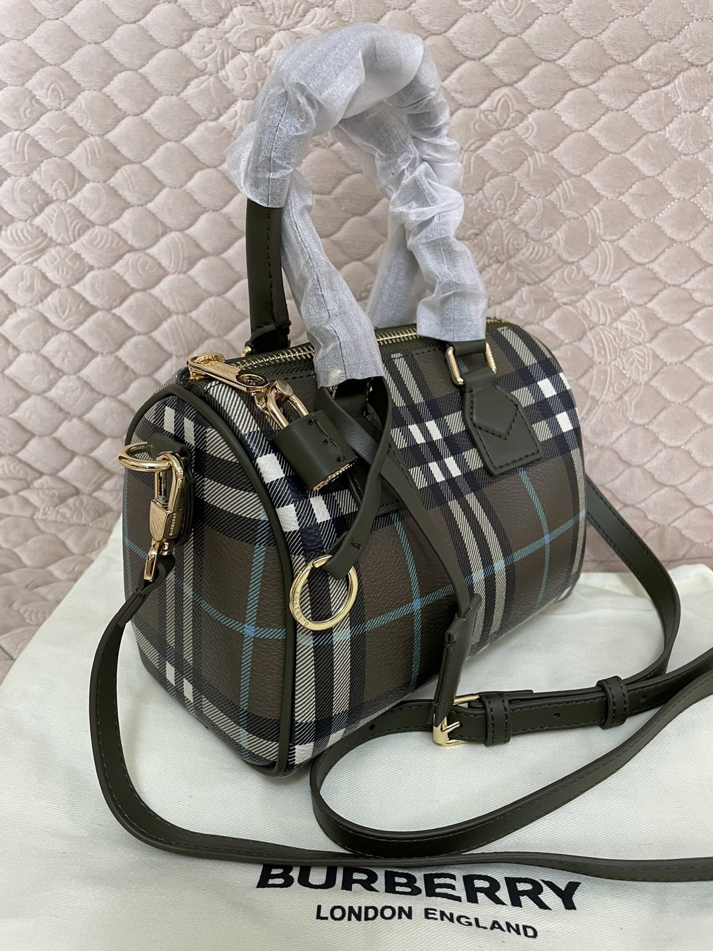 Burberry Check Classic Black and Blue Boston Bag Burberry Check Classic Black and Blue Boston Bag