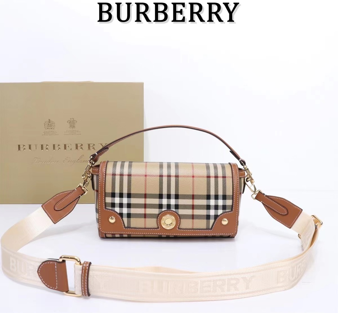 Burberry Check Classic Yellow and White Square Boston Bag Burberry Check Classic Yellow and White Square Boston Bag