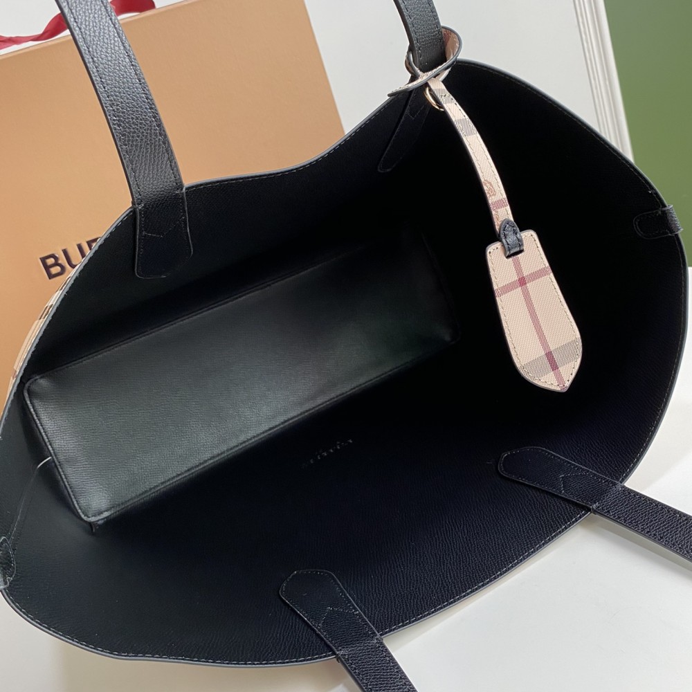 Burberry classic color check tote bag Burberry classic color check tote bag