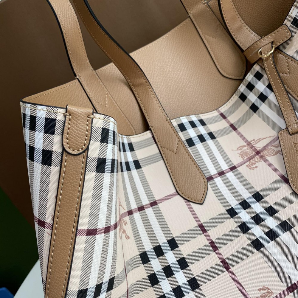 Burberry classic color check tote bag Burberry classic color check tote bag