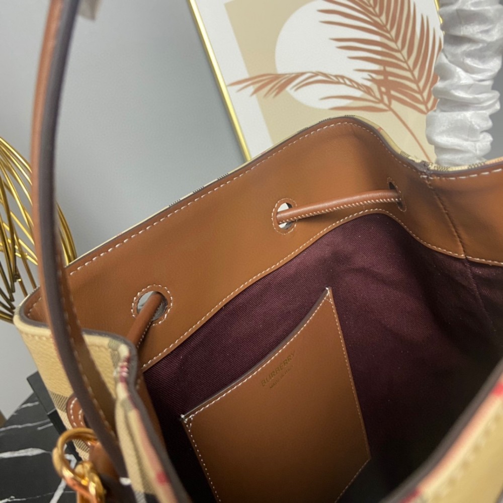 Burberry check bucket bag Burberry check bucket bag