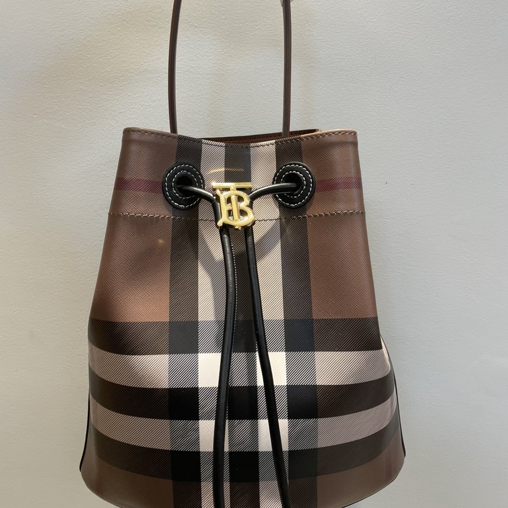 Burberry white and brown contrasting hardware bucket bag Burberry white and brown contrasting hardware bucket bag