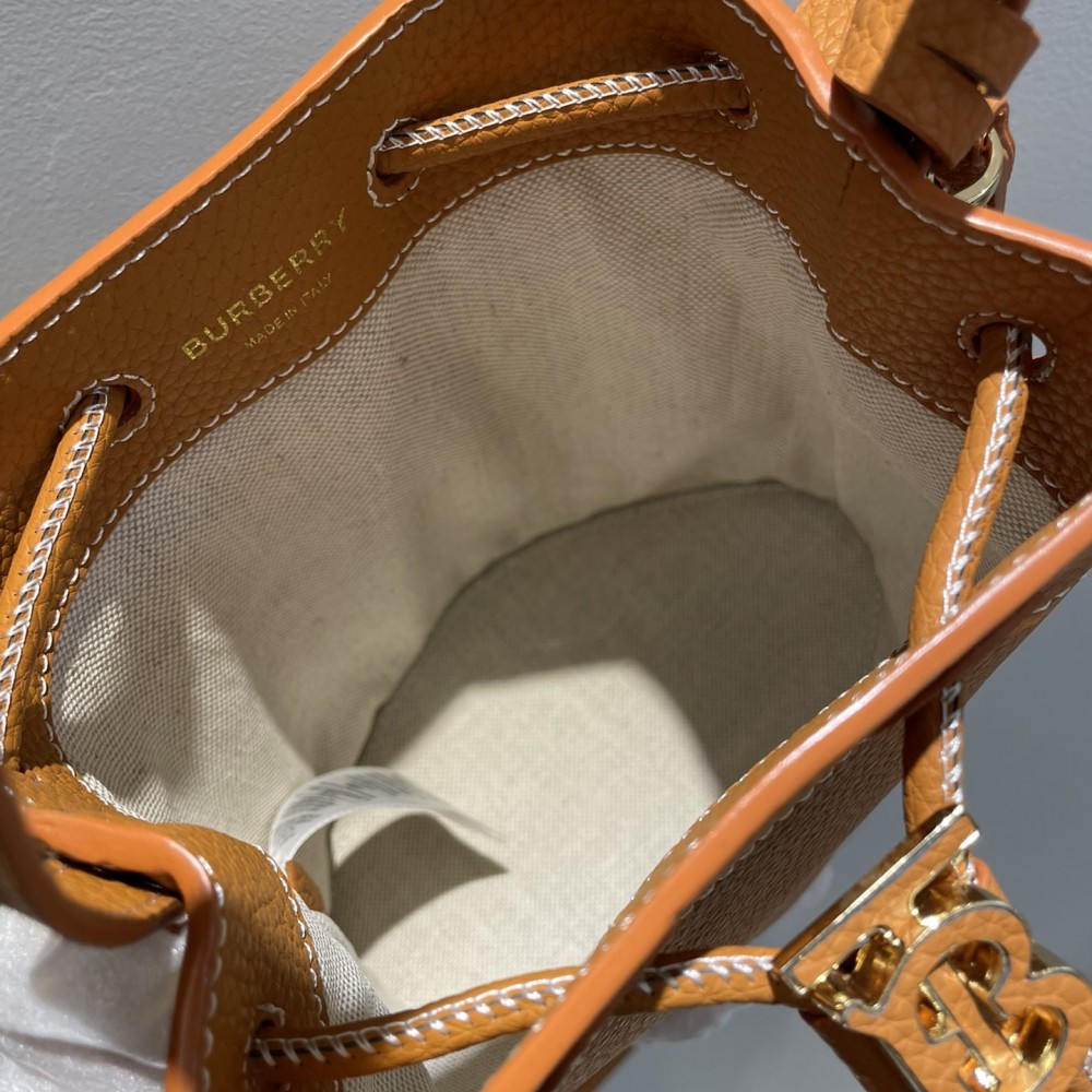 Burberry brown leather hardware bucket bag Burberry brown leather hardware bucket bag
