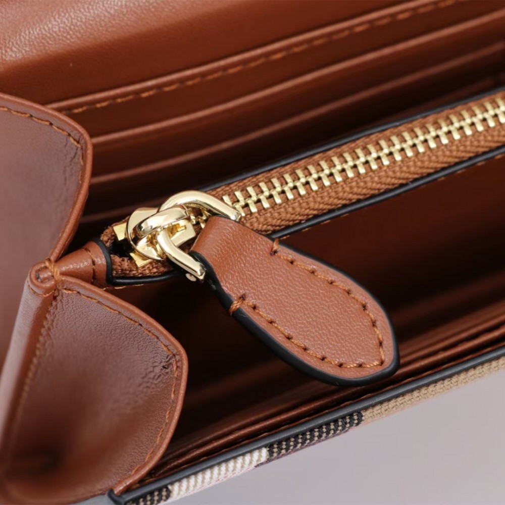 Burberry Vintage Triangle Envelope Bag Burberry Vintage Triangle Envelope Bag