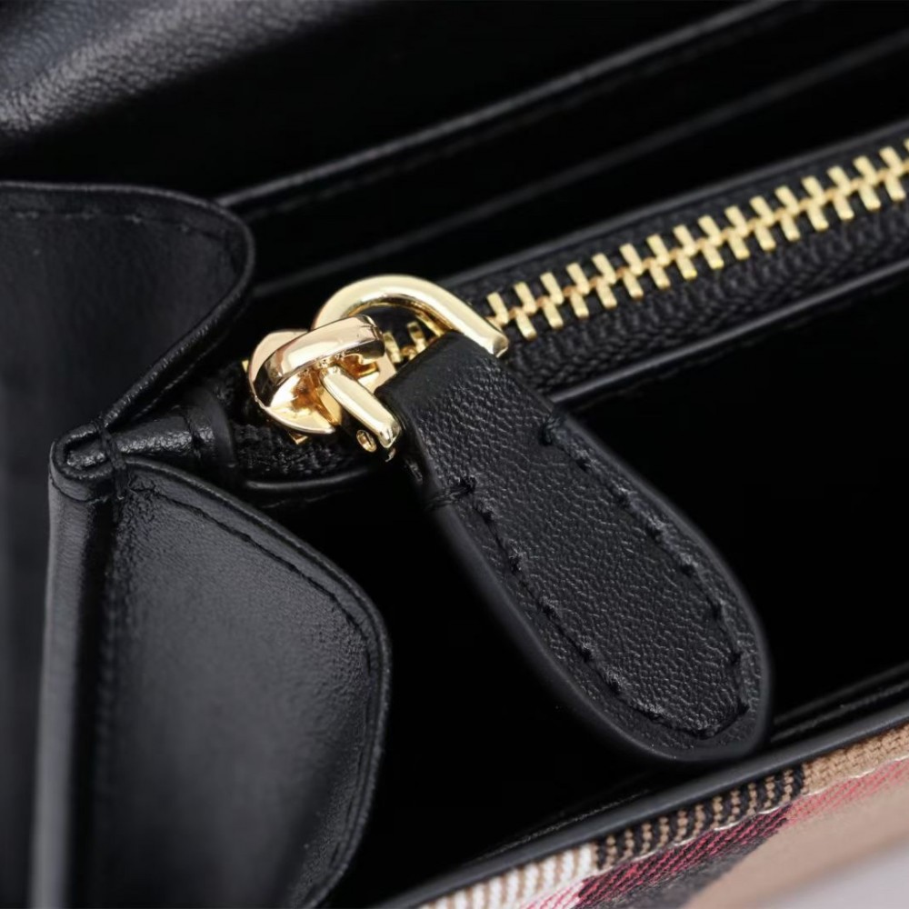 Burberry Black Vintage Triangle Envelope Bag Burberry Black Vintage Triangle Envelope Bag