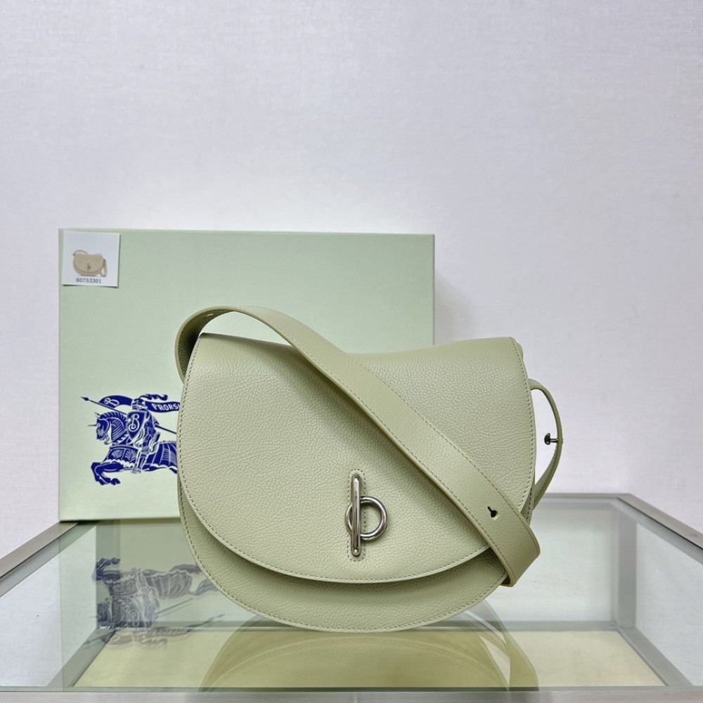 Burberry vintage half-moon underarm bag Burberry vintage half-moon underarm bag