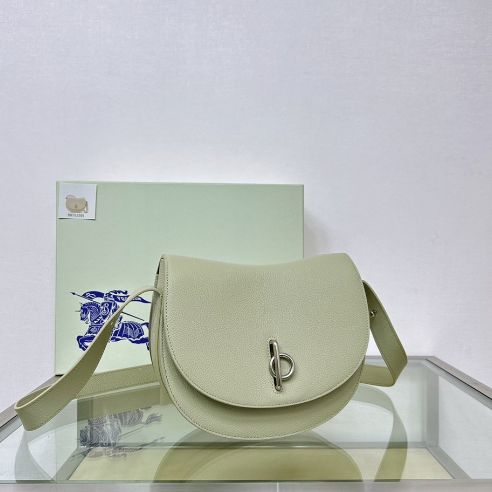 Burberry vintage half-moon underarm bag Burberry vintage half-moon underarm bag