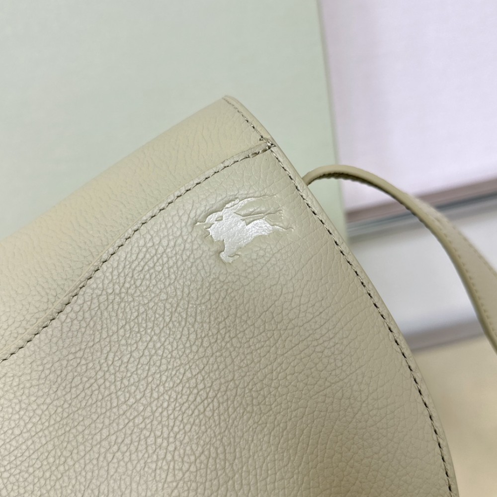 Burberry vintage half-moon underarm bag Burberry vintage half-moon underarm bag