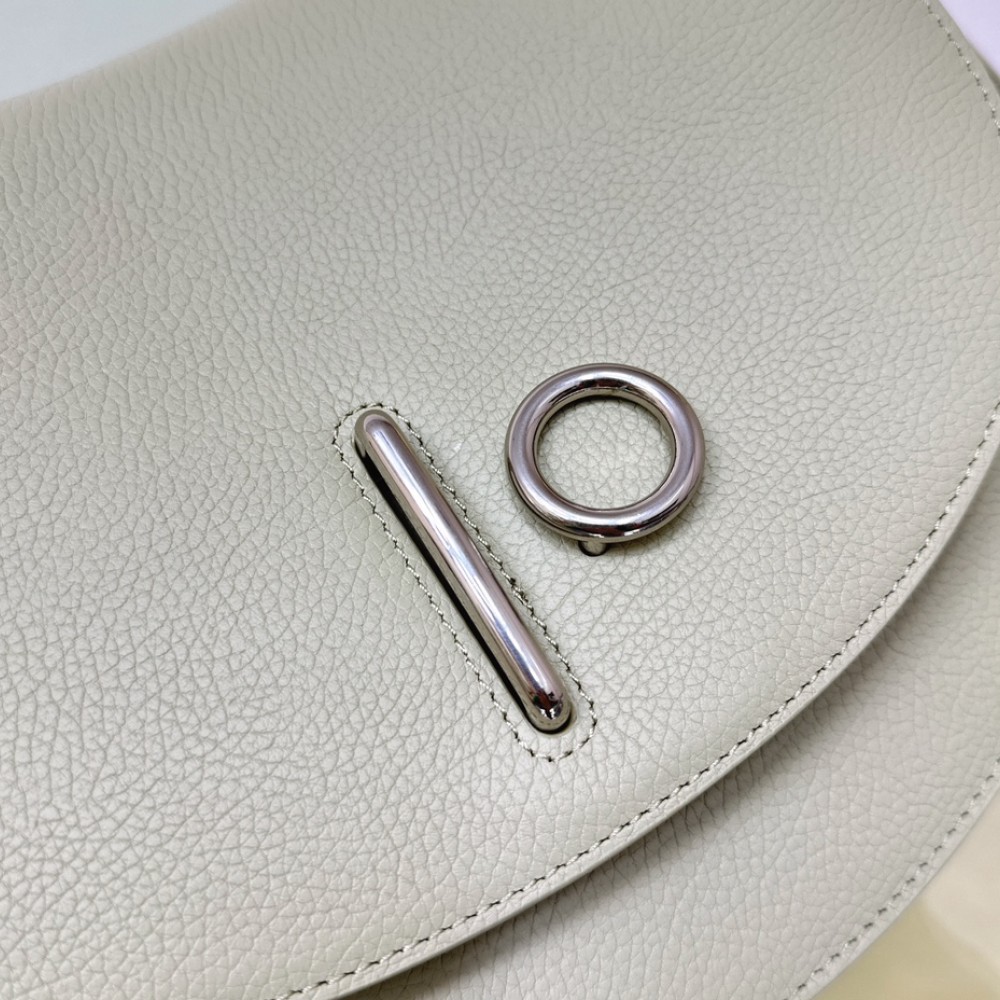 Burberry vintage half-moon underarm bag Burberry vintage half-moon underarm bag