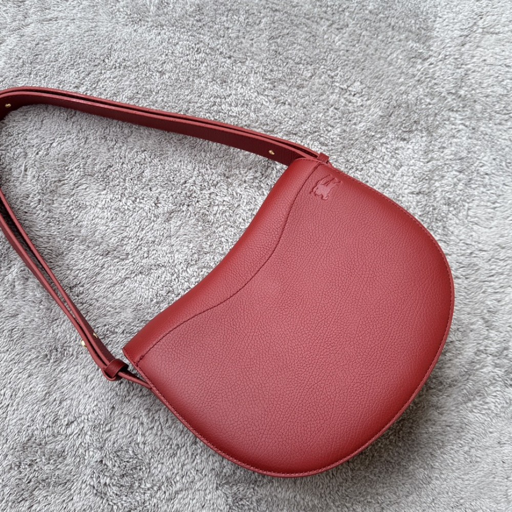 Burberry vintage half-moon underarm bag Burberry vintage half-moon underarm bag