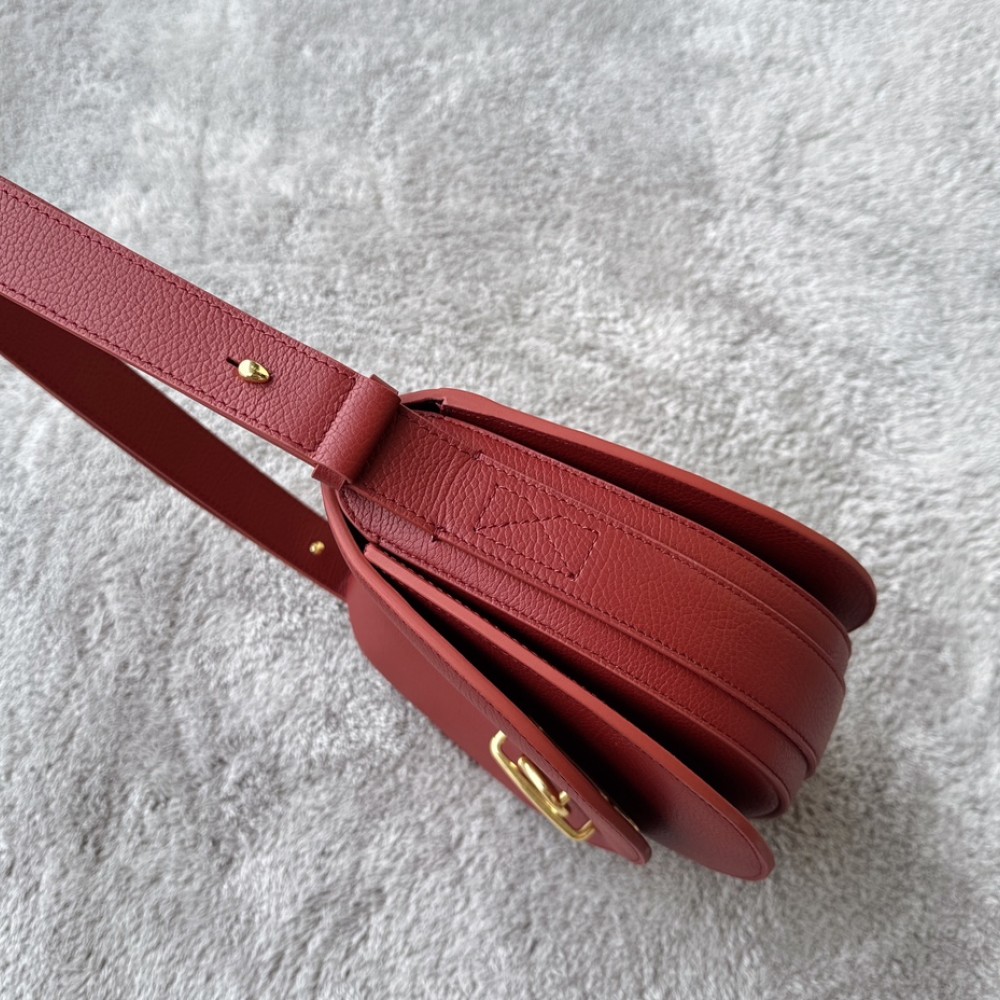 Burberry vintage half-moon underarm bag Burberry vintage half-moon underarm bag