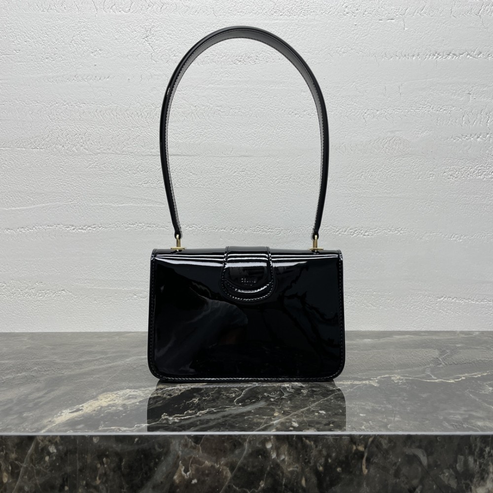 CELINE classic black underarm bag CELINE classic black underarm bag