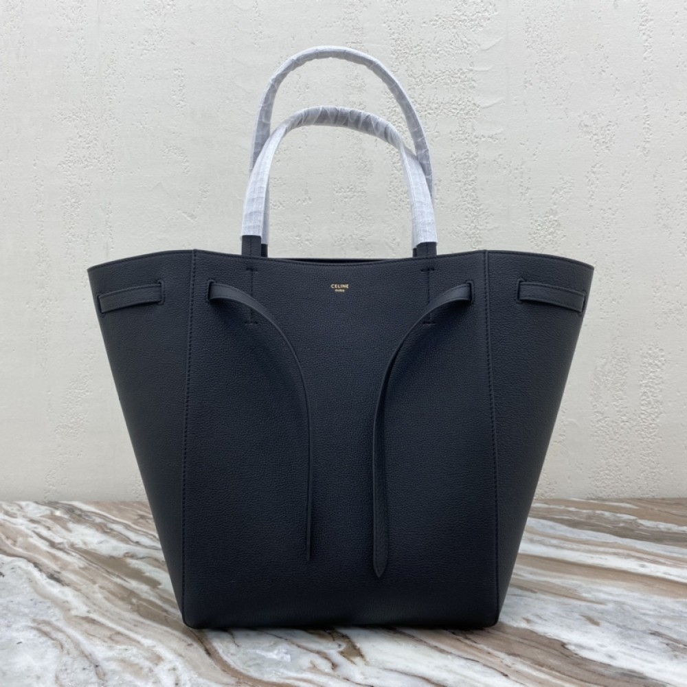 CELINE TRIOMPHE series catfish bag (navy blue) CELINE TRIOMPHE series catfish bag (navy blue)