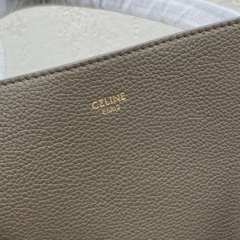 CELINE TRIOMPHE series catfish bag (green brown) CELINE TRIOMPHE series catfish bag (green brown)